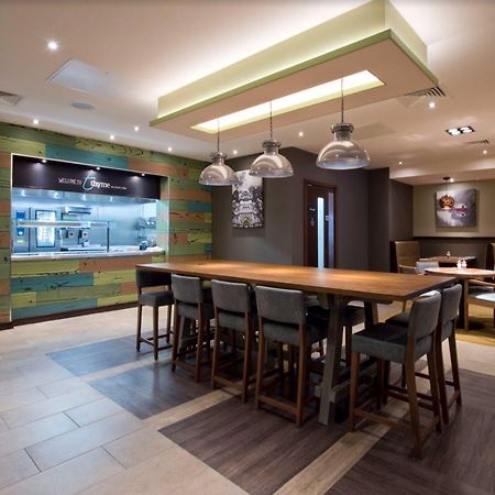 Premier Inn Leeds City Centre ภายนอก รูปภาพ