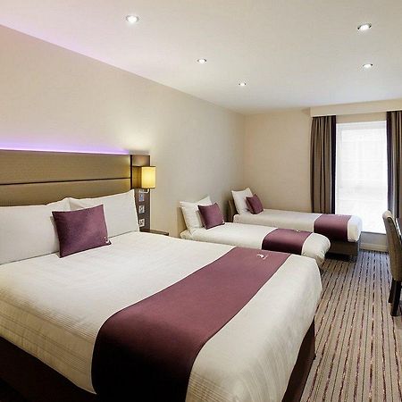 Premier Inn Leeds City Centre ภายนอก รูปภาพ